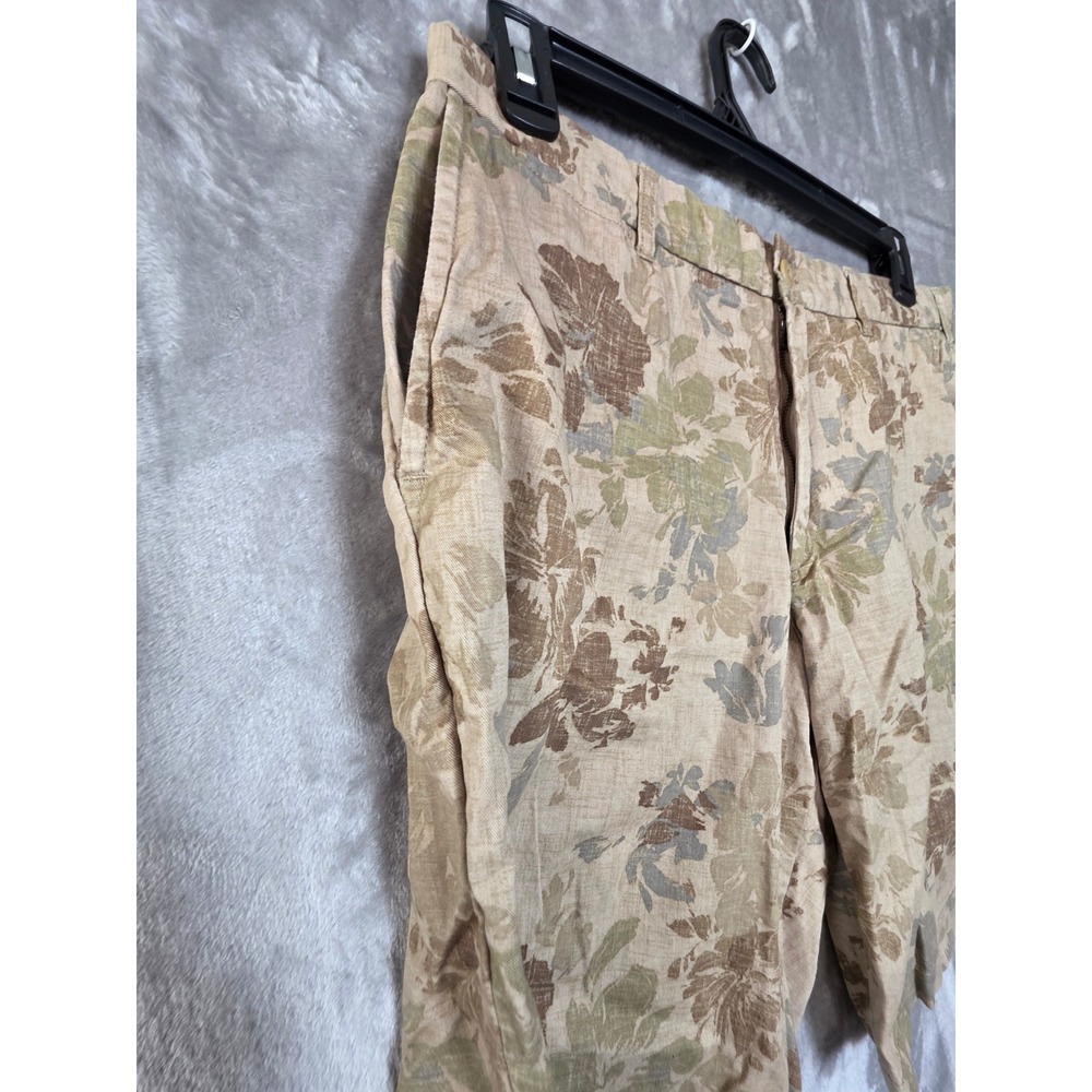 Uniqlo Mens Floral Chino Shorts Beige Cotton Botanical Print Size L - Picture 7 of 9